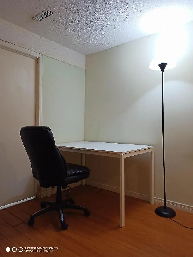 Stb - Cozy Nest - Double Bedroom With Private Washroom Toronto 0*,
