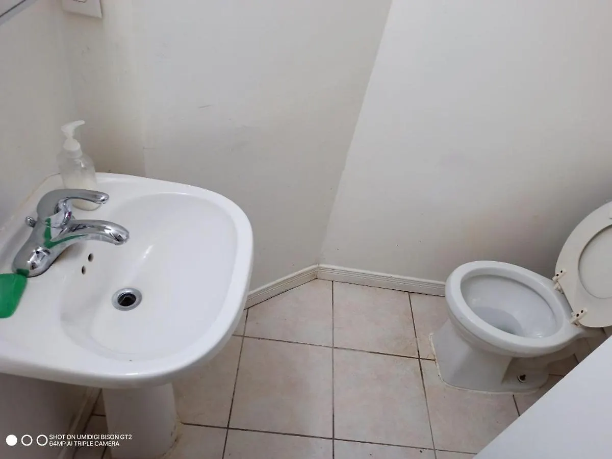 Stb - Cozy Nest - Double Bedroom With Private Washroom Toronto 0*,  Canada